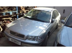 VOLVO S40 BERLINA