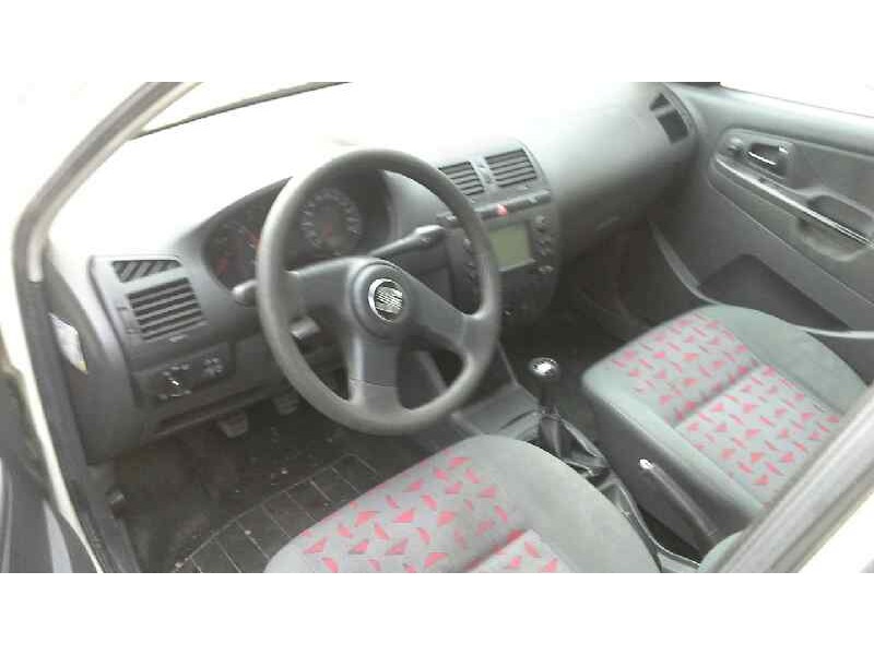 seat cordoba berlina (6k2) del año 1999