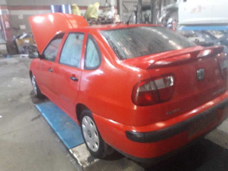 seat cordoba berlina (6k2) del año 2000