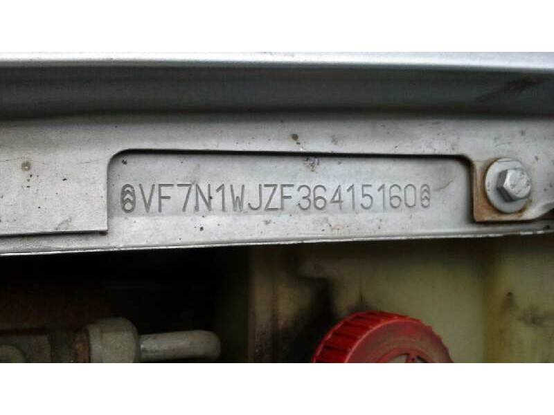 citroën xsara berlina del año 1998