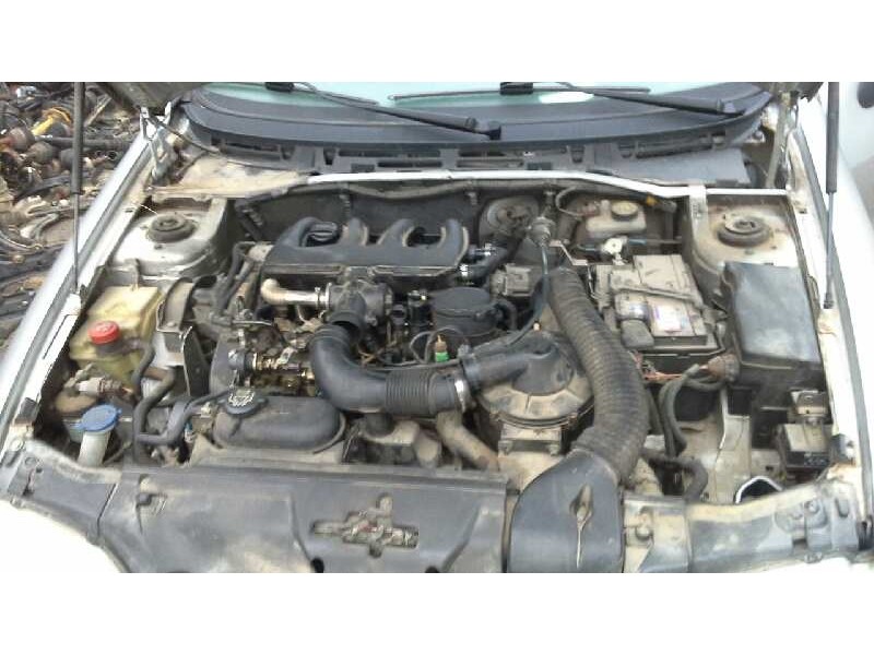 citroën xsara berlina del año 1998