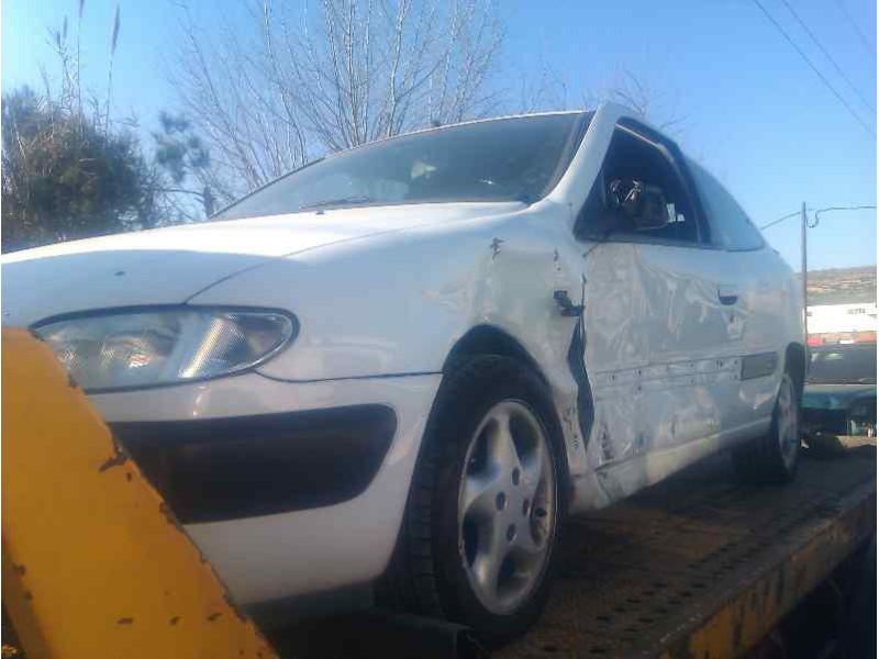 citroën xsara berlina del año 1998