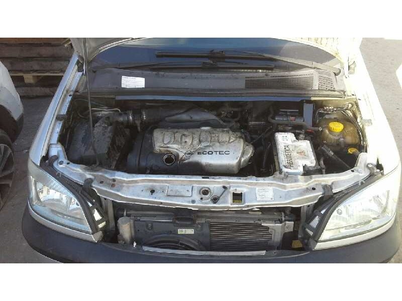 opel zafira a del año 1999