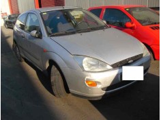 ford focus berlina (cak) del año 1999