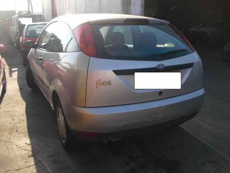 ford focus berlina (cak) del año 1999