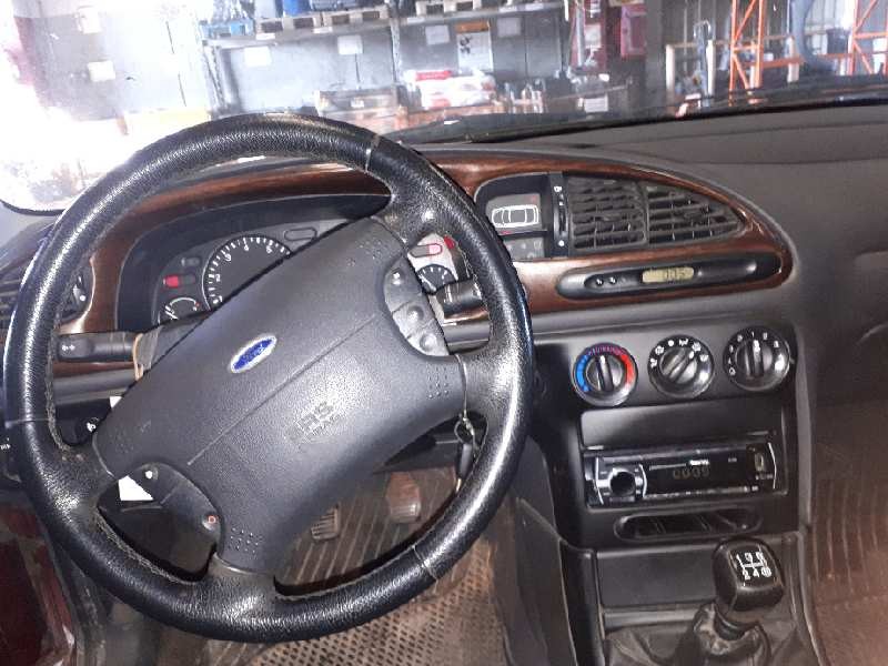 ford mondeo berlina (gd) del año 1999