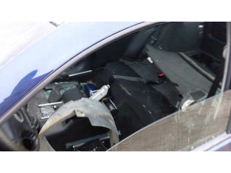 volkswagen golf iv berlina (1j1) del año 1999