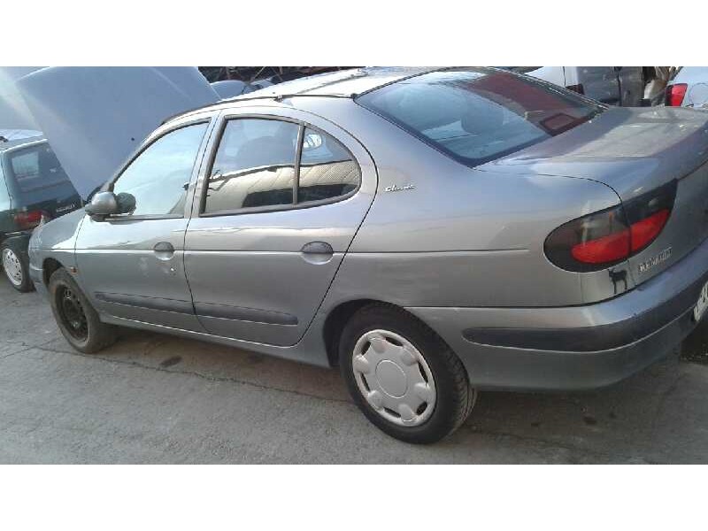 renault megane i classic (la0) del año 1998