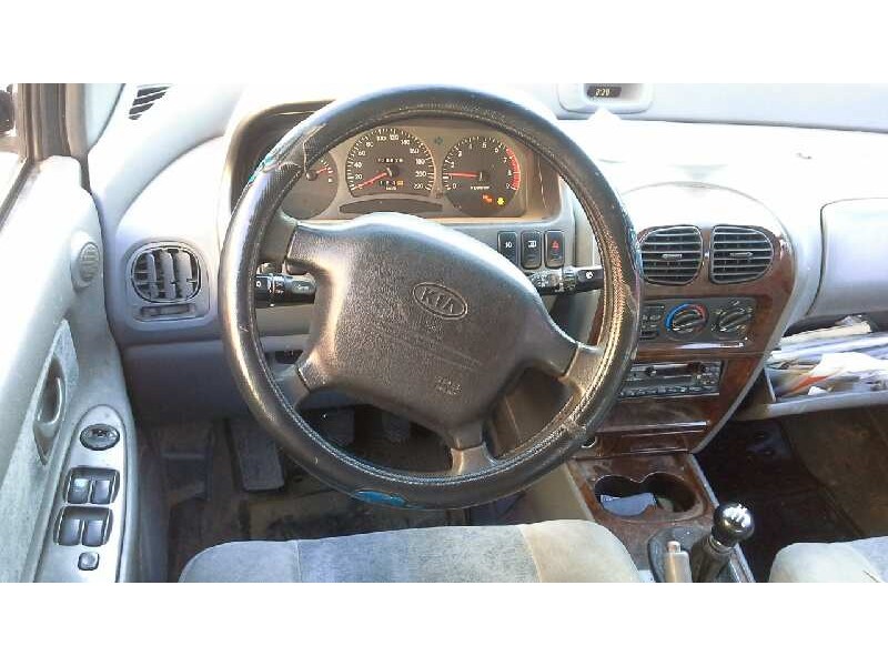 kia joice del año 2000