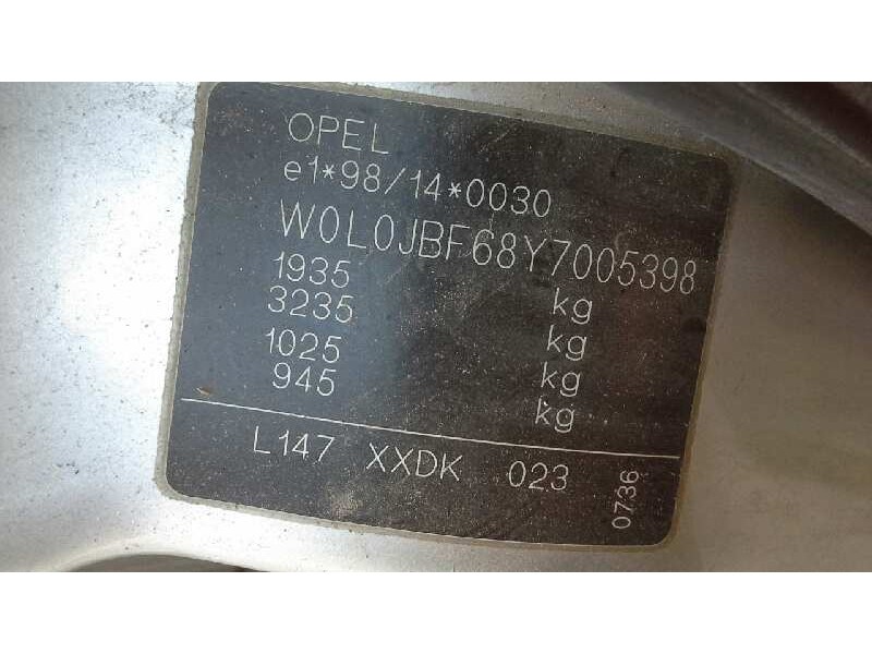 opel vectra b berlina del año 1999