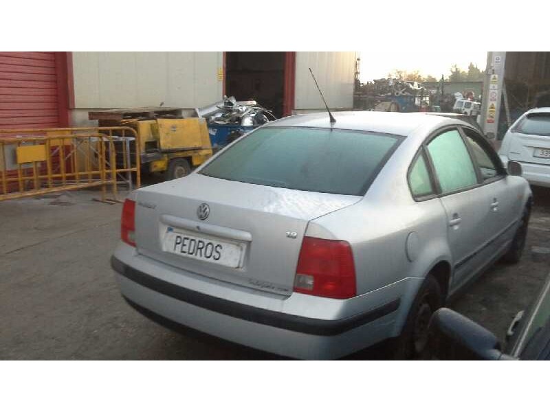 volkswagen passat berlina (3b2) del año 1997