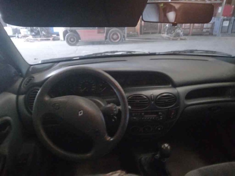 renault megane i classic (la0) del año 1997