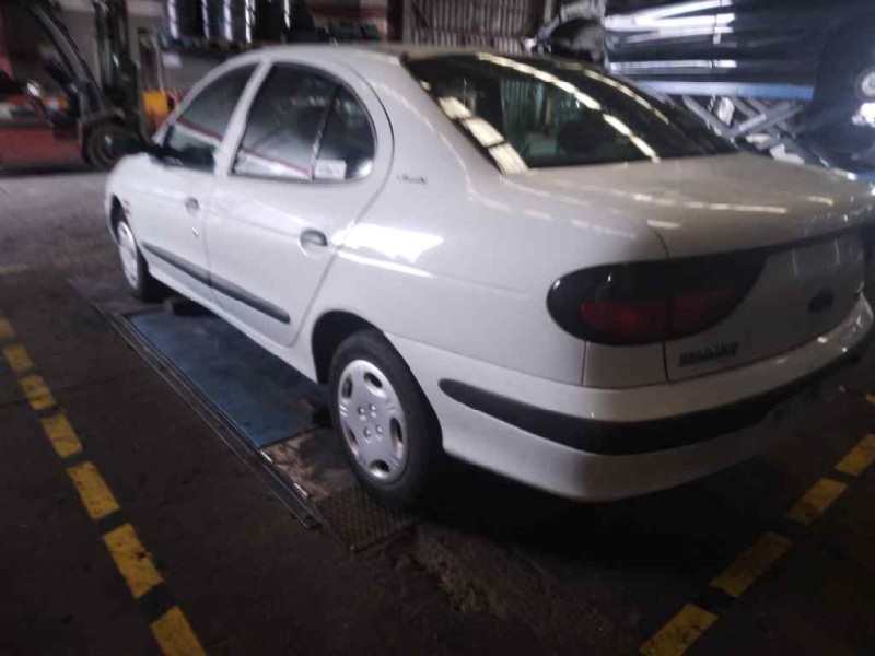 renault megane i classic (la0) del año 1997