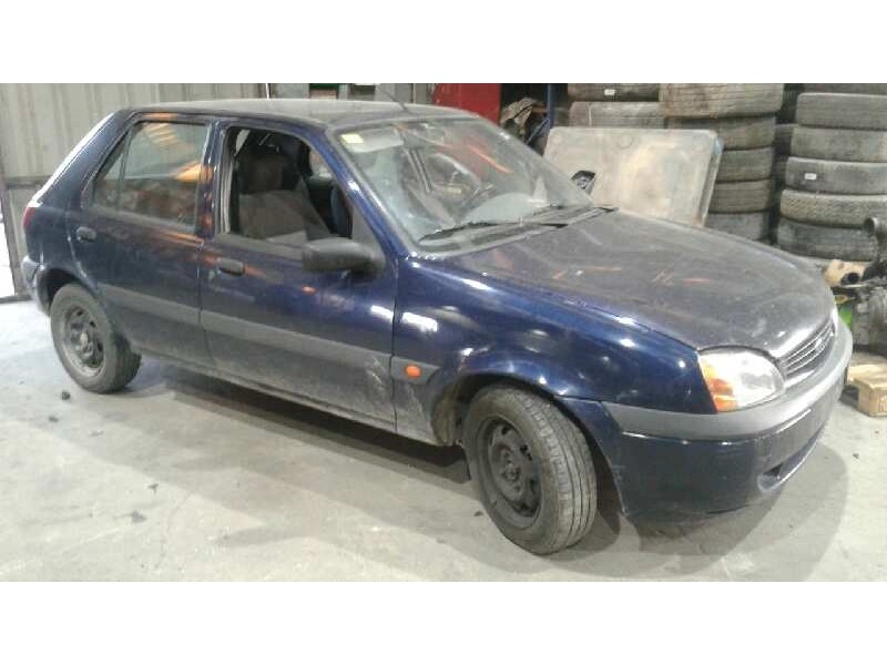 ford fiesta berlina (dx) del año 2000