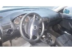 volkswagen golf iv berlina (1j1) del año 1999 2