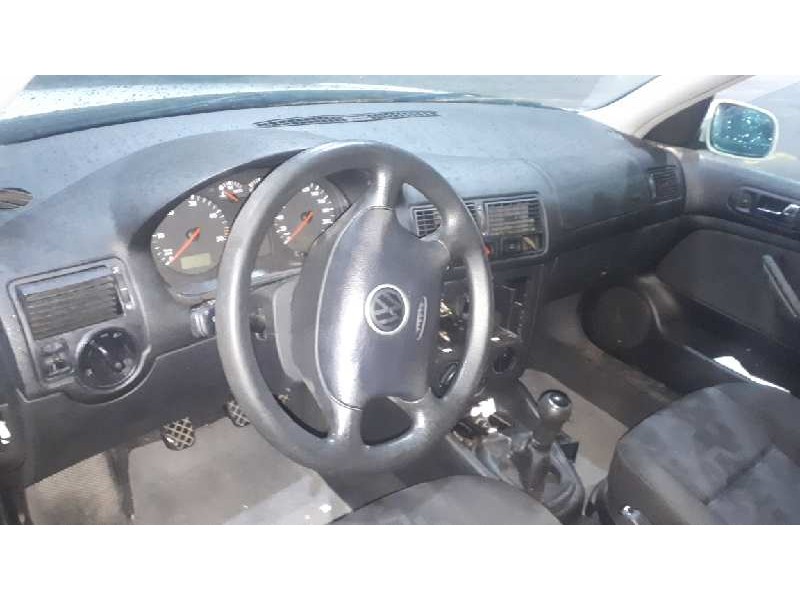 volkswagen golf iv berlina (1j1) del año 1999