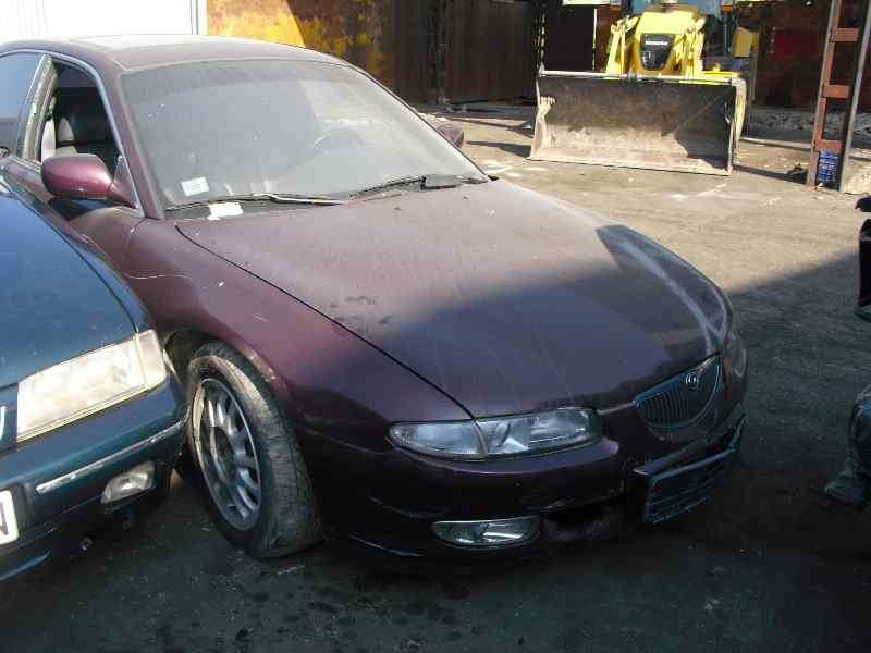 mitsubishi galant berlina (e30) del año 1950