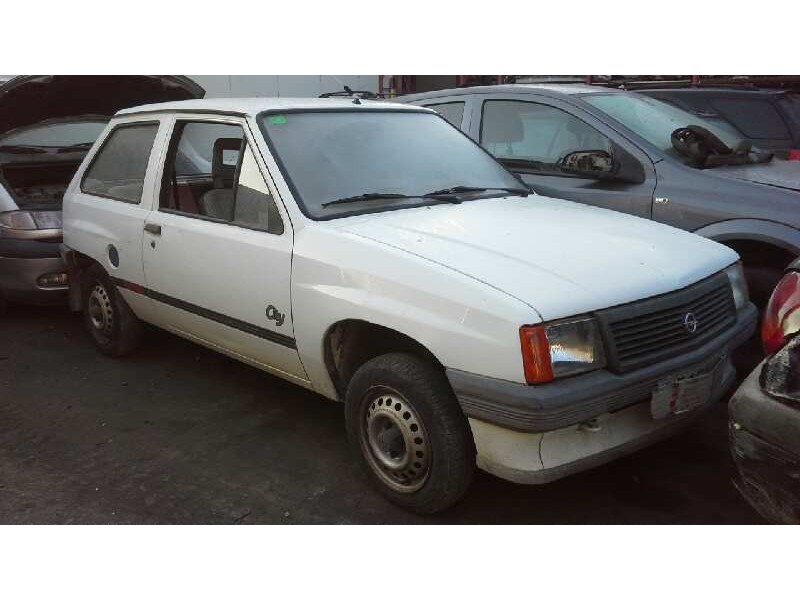 opel corsa a del año 1990
