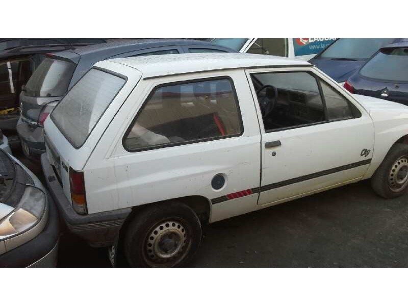 opel corsa a del año 1990