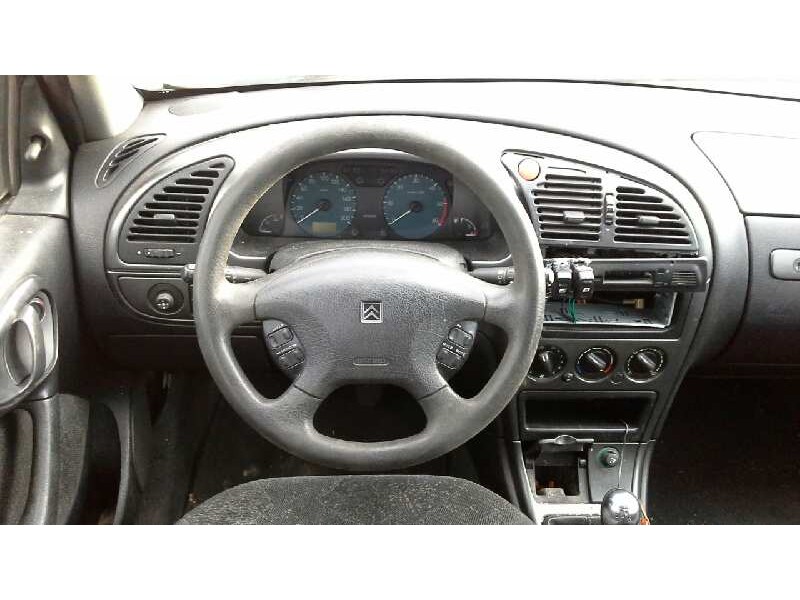 citroën xsara berlina del año 2000