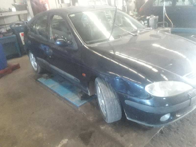 renault megane i fase 2 berlina (ba0) del año 2000