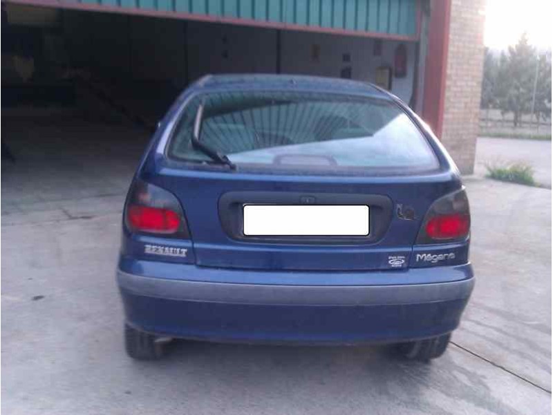 renault megane i berlina hatchback (ba0) del año 1996