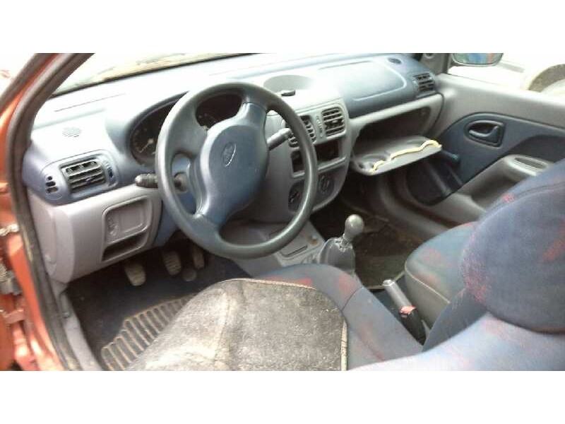 renault clio ii fase i (b/cbo) del año 1999