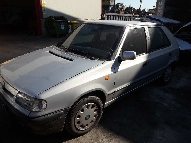 skoda felicia berlina ( 791) del año 1998