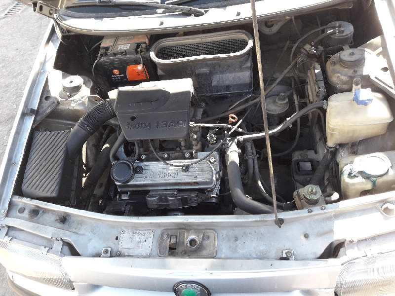 skoda felicia berlina ( 791) del año 1998