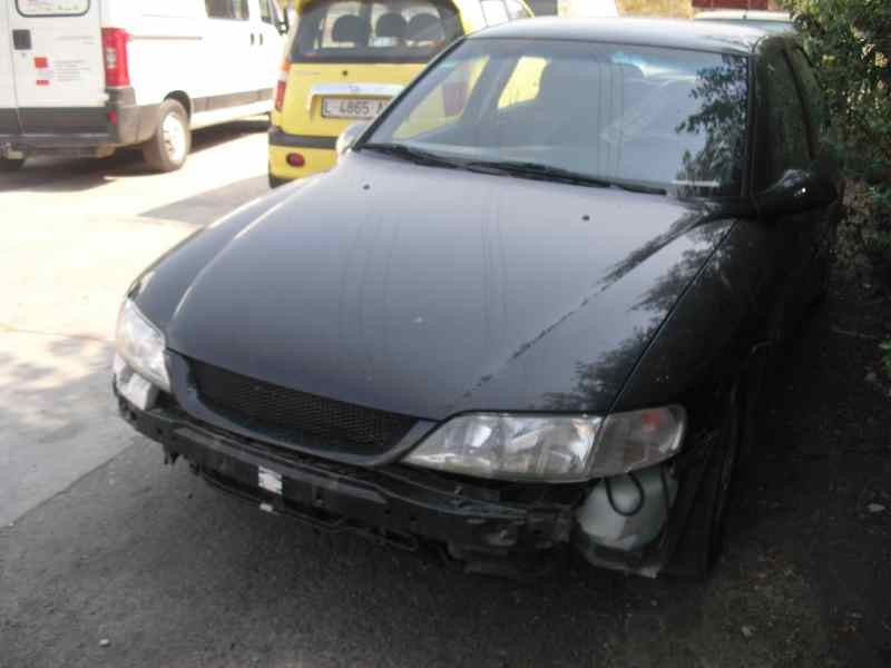 opel vectra b berlina del año 1996