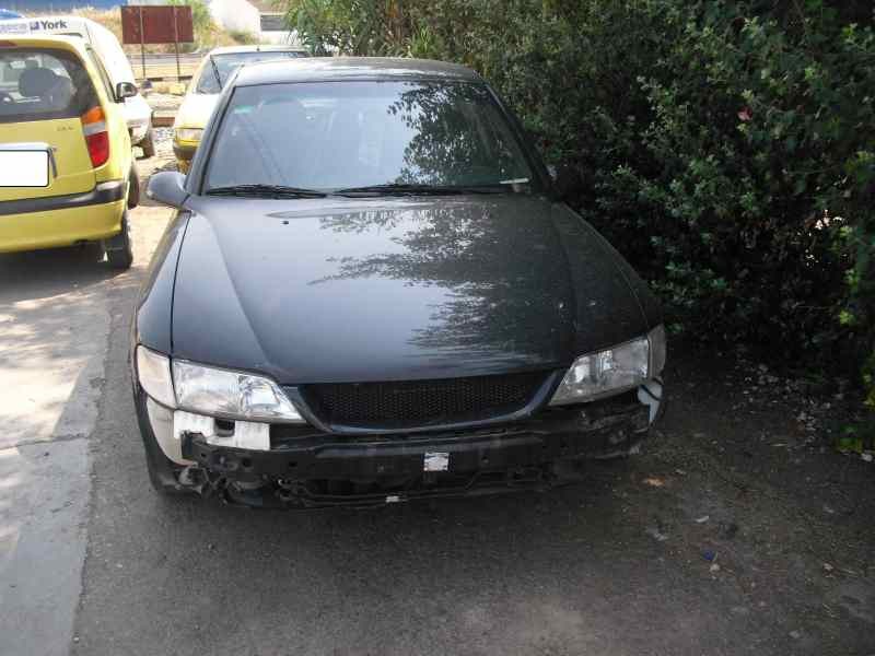 opel vectra b berlina del año 1996