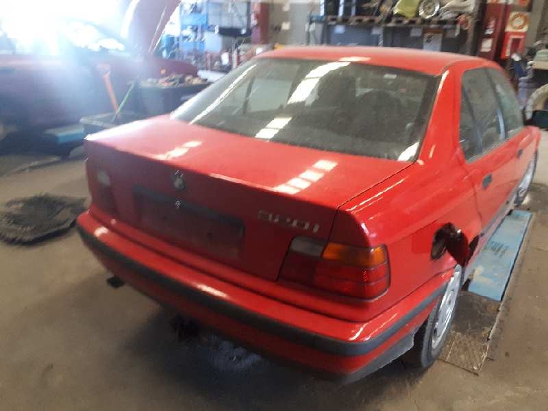 bmw serie 3 berlina (e36) del año 1993