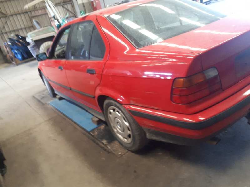 bmw serie 3 berlina (e36) del año 1993