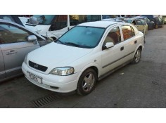 opel astra g berlina del año 2000 2