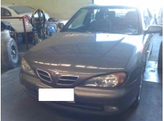 nissan primera berlina (p11) del año 2000