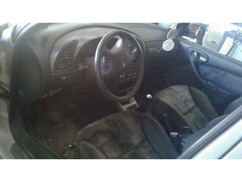 citroën xsara berlina del año 1998