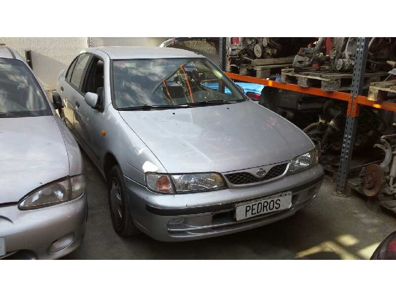 nissan almera (n15) del año 1998