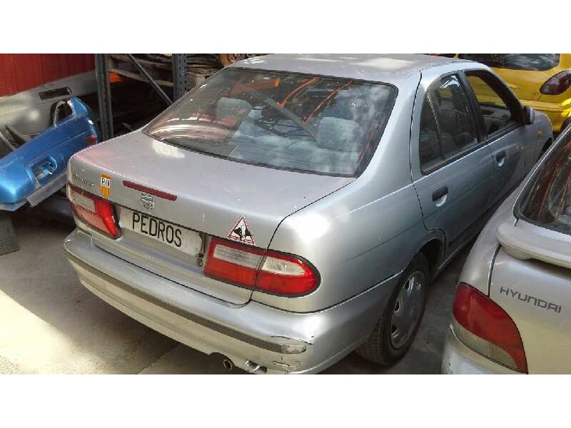 nissan almera (n15) del año 1998