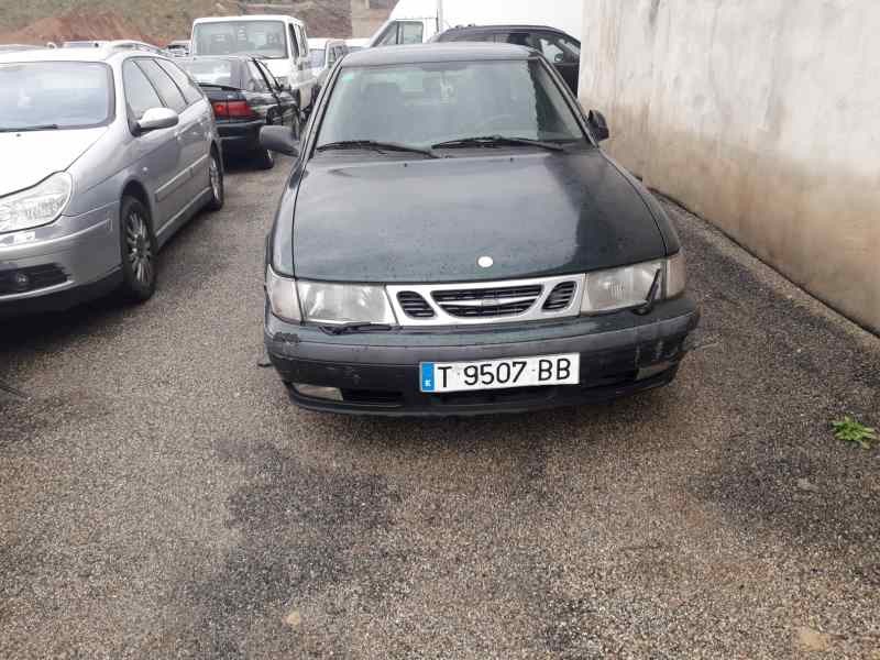 saab 9-3 berlina del año 1999