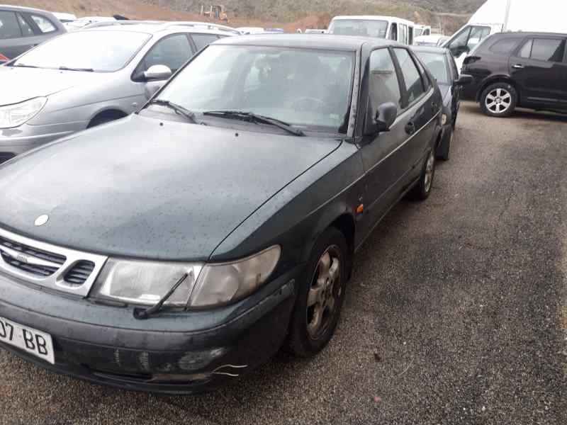 saab 9-3 berlina del año 1999