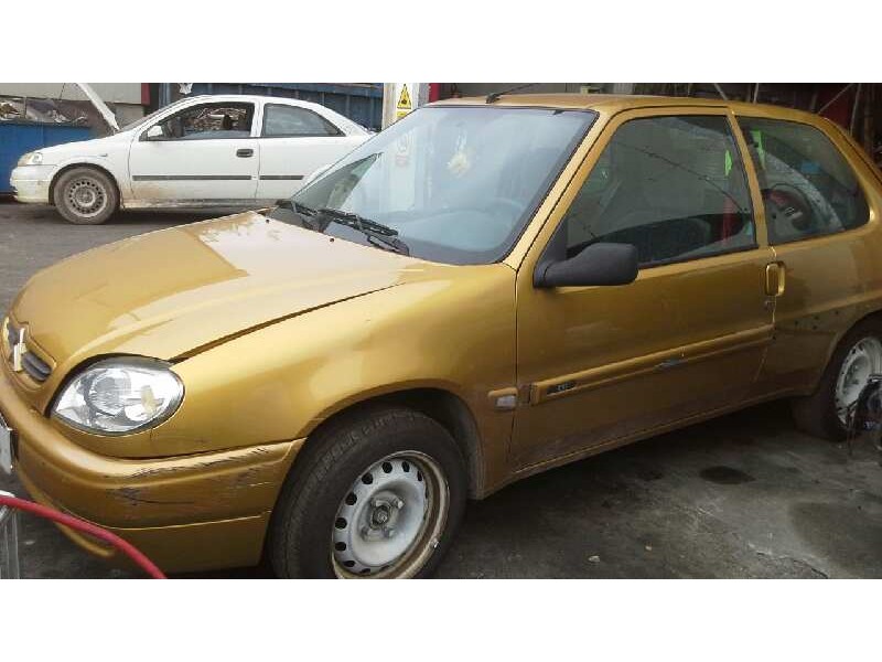 citroën saxo del año 2000