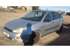 ford focus berlina (cak) del año 2000