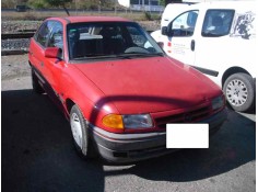 opel astra f berlina del año 1992