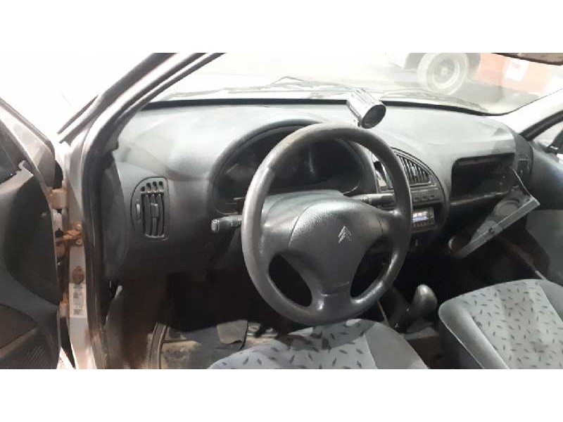 citroën saxo del año 2000