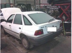 ford escort berlina del año 1992 2
