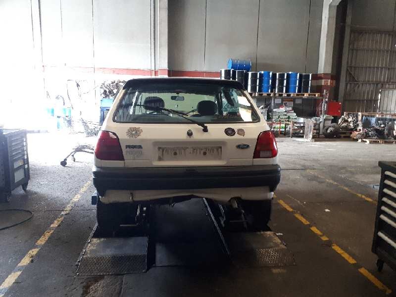 ford fiesta berl./courier del año 1992