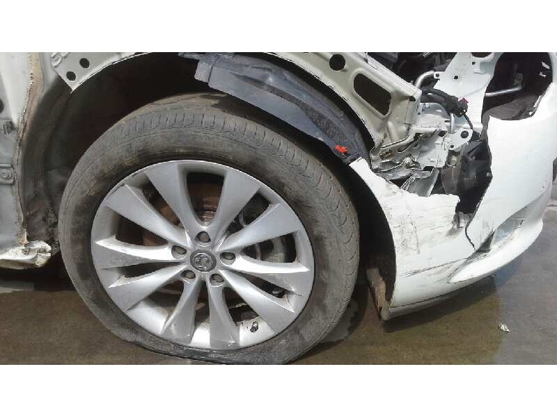 opel astra j gtc del año 2014