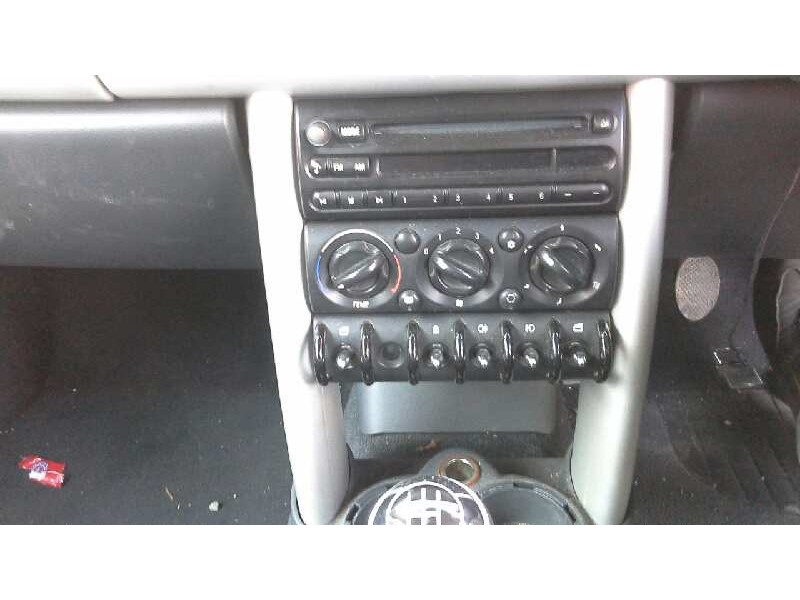 bmw mini (r50,r53) del año 2001