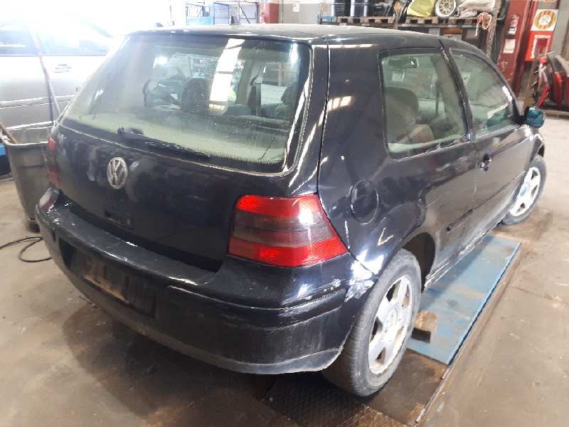 volkswagen golf iv berlina (1j1) del año 1999
