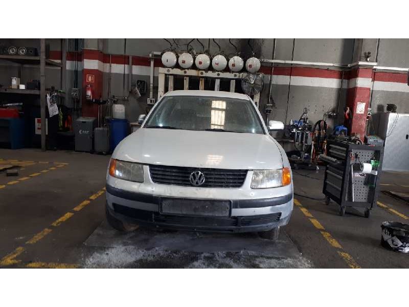 volkswagen passat berlina (3b2) del año 1997